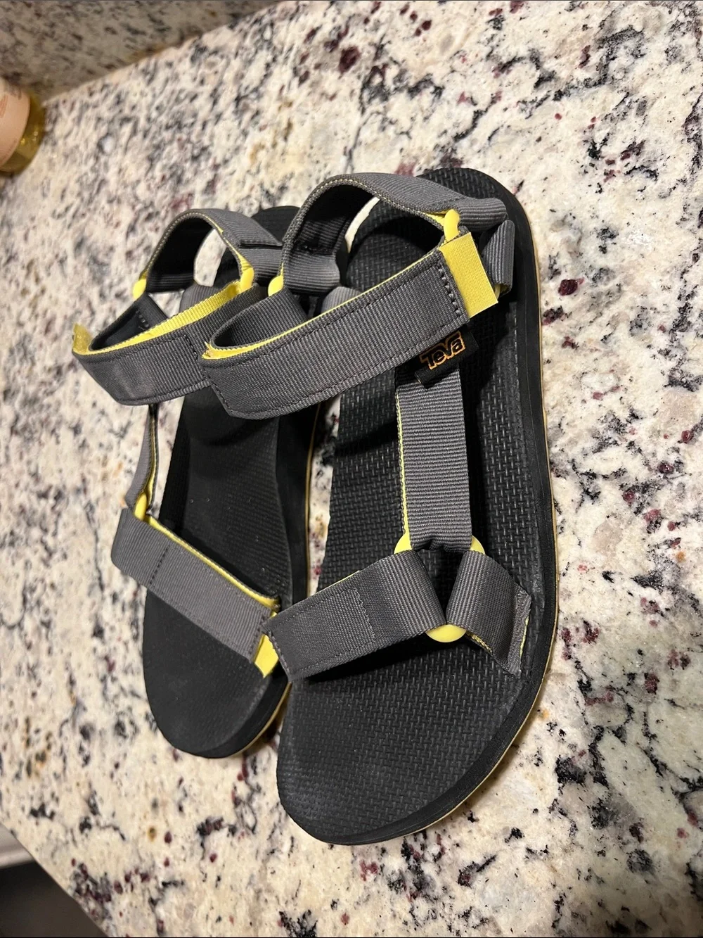 Teva secure hook
